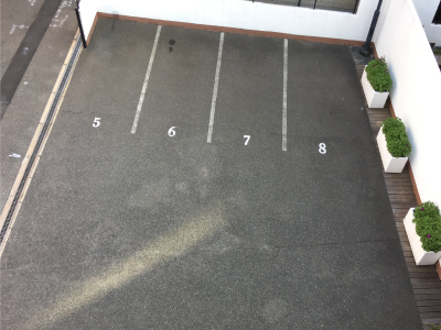 いたがねファミリークリニック駐車場